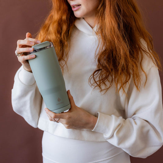 30-oz-groove-tumbler-i1 4Manna_Website_Lifestyles-17.jpg