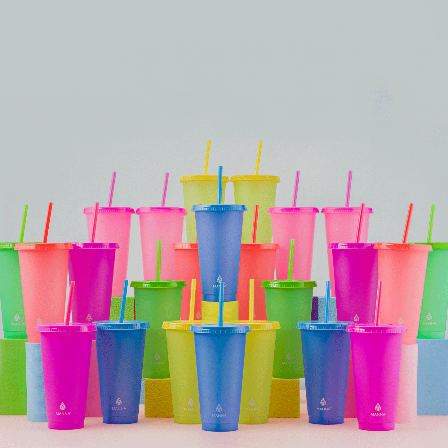 24-piece-original-color-changing-cup-set-n5 A0029811.gif